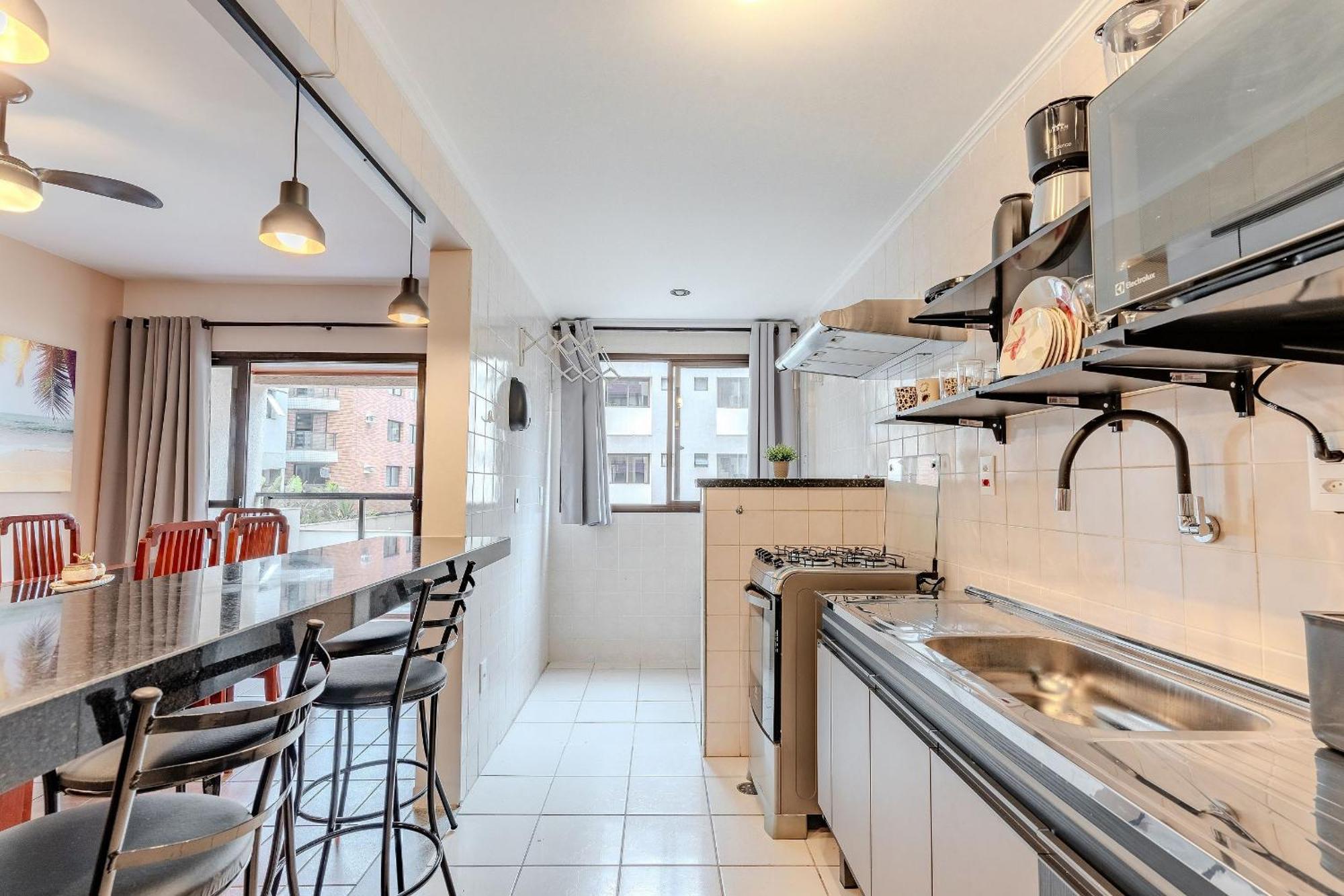 Apartamento - 150 M Da ! - Grande